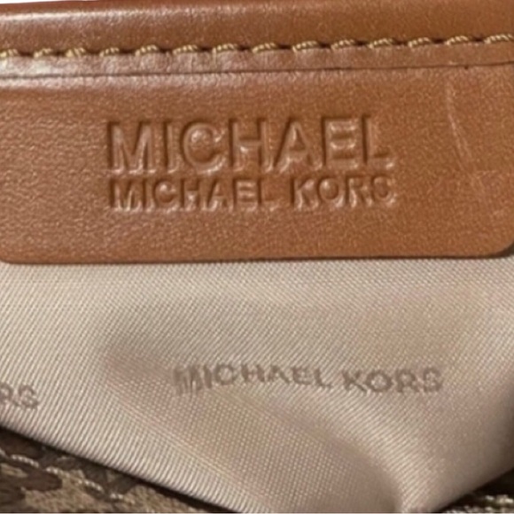 Michael Kors 2 Pc Set Emry Large Paisley Pattern Tote with Matching wallet - Picture 12 of 16